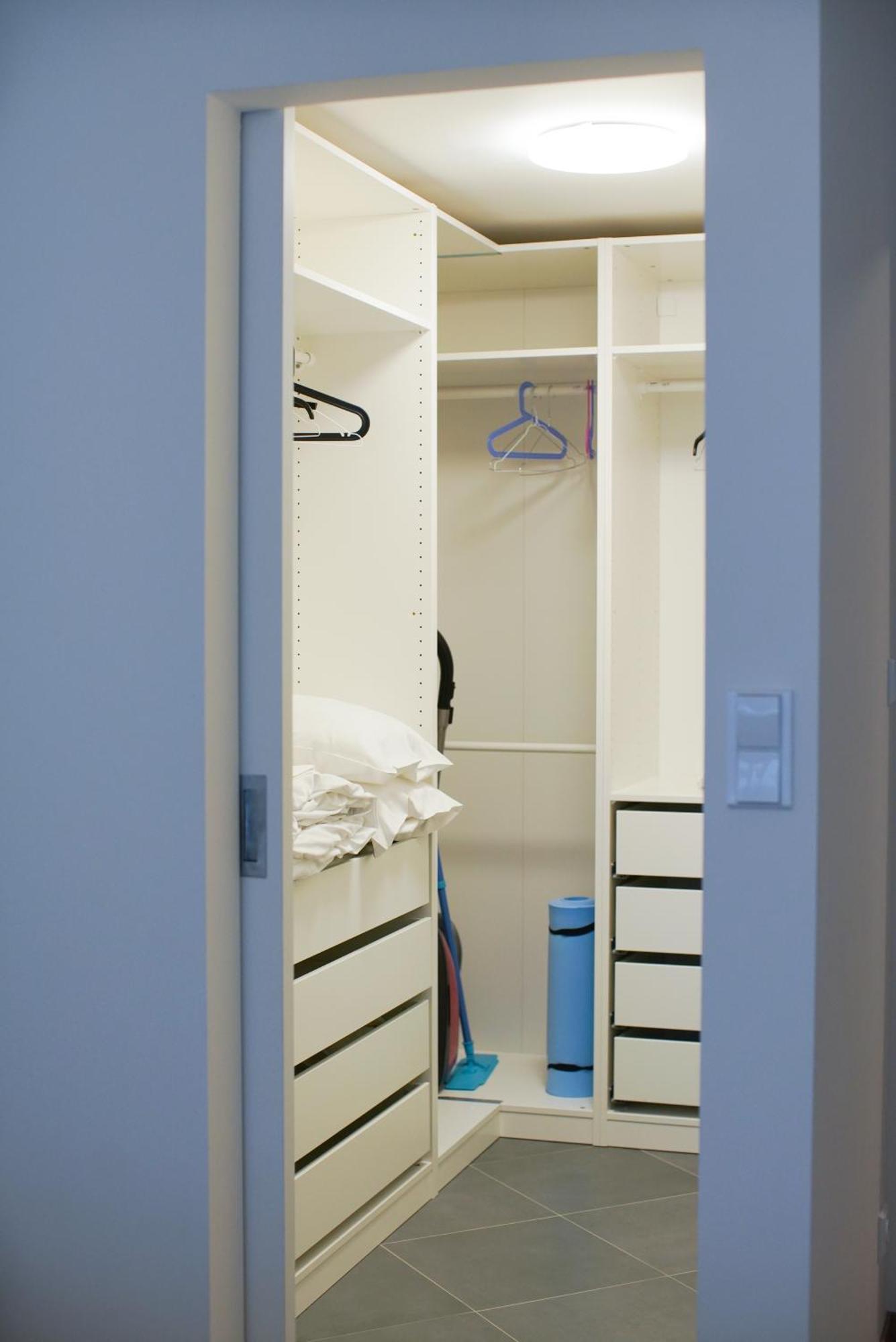 Holesovice Delight: Modern Comfort With A Twist In Prague 7 Екстериор снимка
